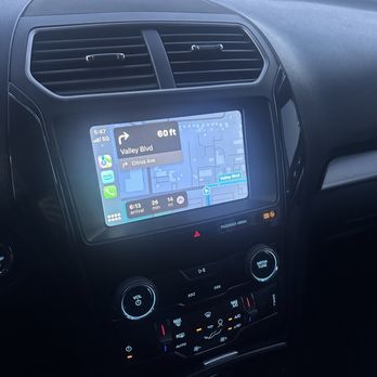 Sunrise Ford - New Ford Explorer screen - Car Dealers Near Me - Fontana, California