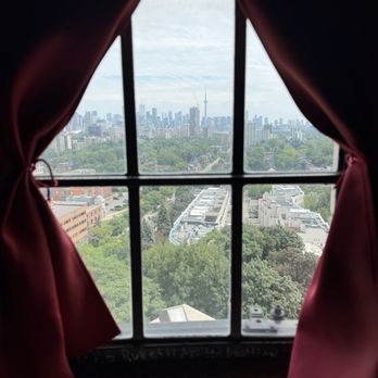 Casa Loma - Museums Near Me - Toronto, Ontario