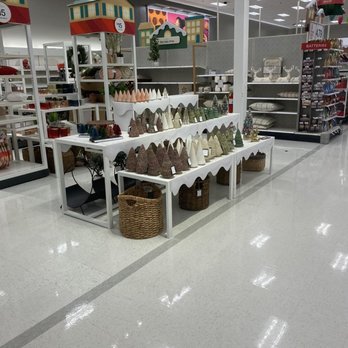 Target - Department Stores Near Me - Naperville, Illinois