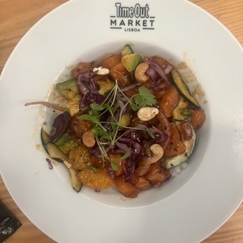 Time Out Market - Salmon Poke Bowl - Public Markets Near Me - Lisbon, 11 Time Out Market - Salmon Poke Bowl - Public Markets Near Me - Lisbon, 11