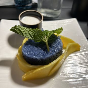 Hey Thai - Mango Sticky Rice - Thai Near Me - New York, New York Hey Thai - Mango Sticky Rice - Thai Near Me - New York, New York