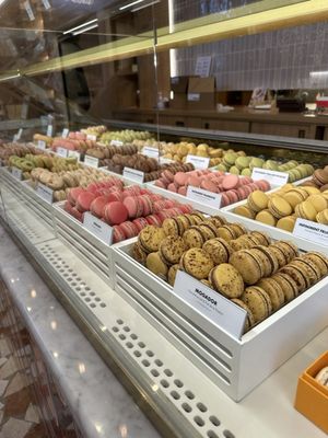 Pierre Hermé by null