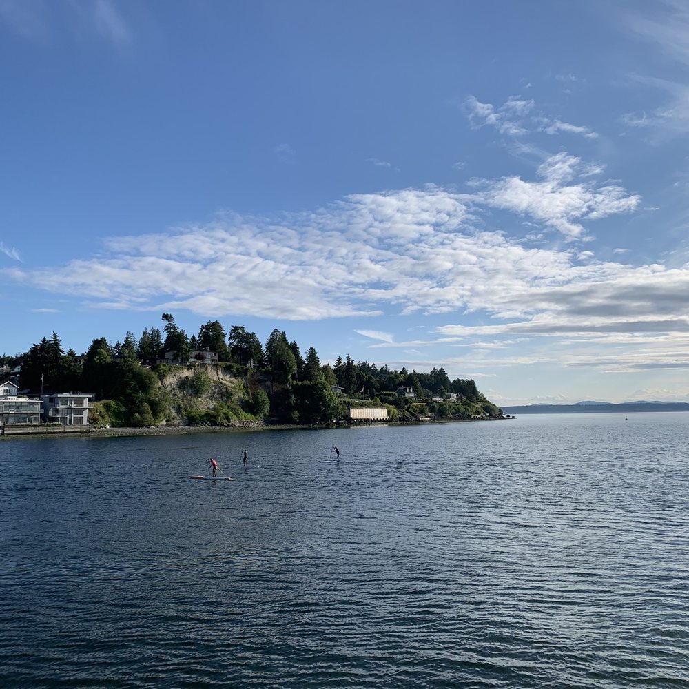 Ray's Café - View outside Ray's Cafe. - Seafood Near Me - Seattle, Washington Ray's Café - View outside Ray's Cafe. - Seafood Near Me - Seattle, Washington