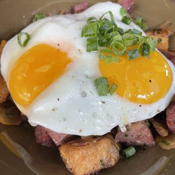 Suffolk Punch Brewing - South End - Corned beef hash - Coffee & Tea Near Me - Charlotte, North Carolina Suffolk Punch Brewing - South End - Corned beef hash - Coffee & Tea Near Me - Charlotte, North Carolina