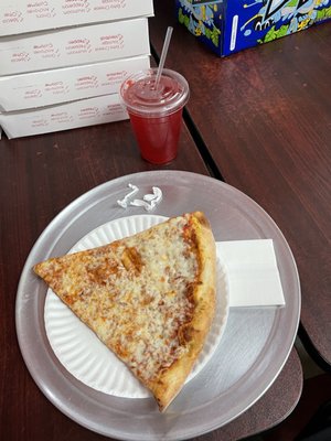 Charlie's Pizza