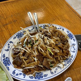 Asian Noodle House - Beef chow fun - Chinese Near Me - Hoffman Estates, Illinois