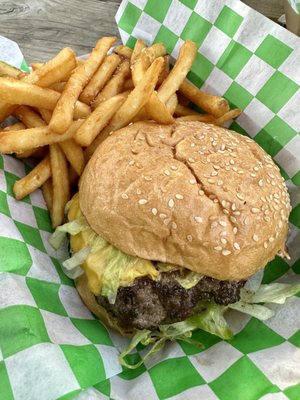 Gimme Burger by null