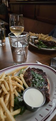Eastern Standard Kitchen and Drinks by null