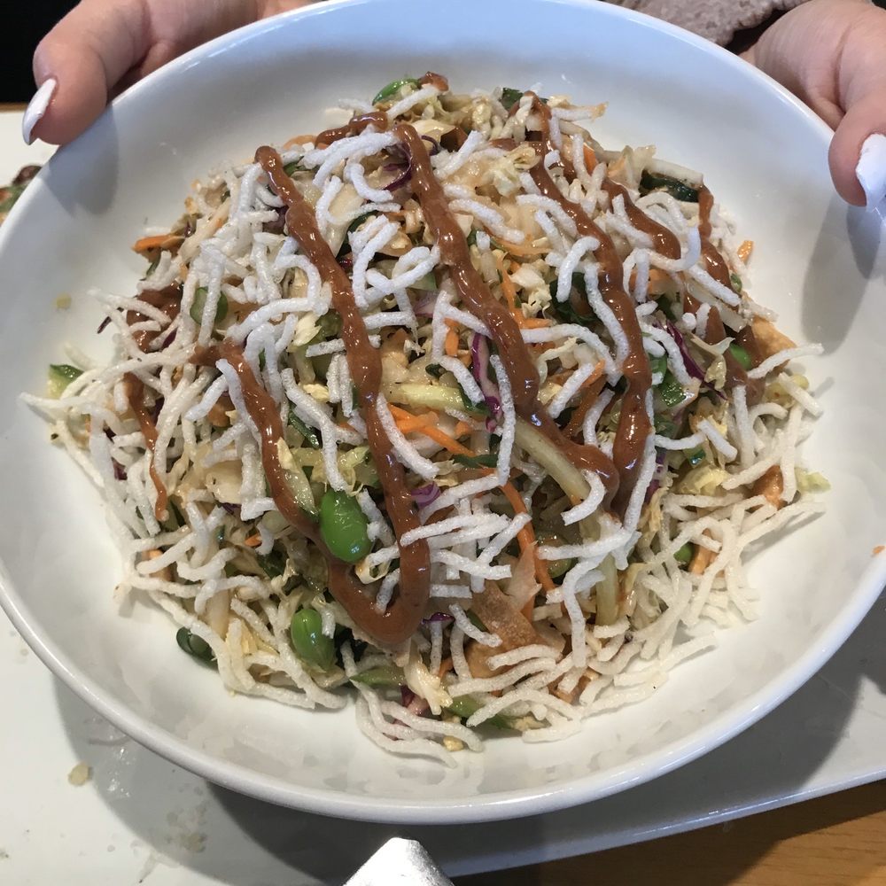 California Pizza Kitchen - Thai Salad - Pizza Near Me - Geneva, Illinois California Pizza Kitchen - Thai Salad - Pizza Near Me - Geneva, Illinois