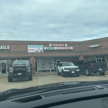 La Guarecita Restaurant - Mexican Near Me - Katy, Texas