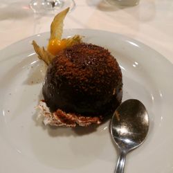La Grotta - Awesome chocolate cake dessert