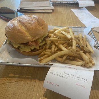 Smashburger - Burgers Near Me - Houston, Texas