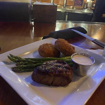 The Bridge Tender - Filet mignon - Seafood Near Me - Wilmington, North Carolina The Bridge Tender - Filet mignon - Seafood Near Me - Wilmington, North Carolina