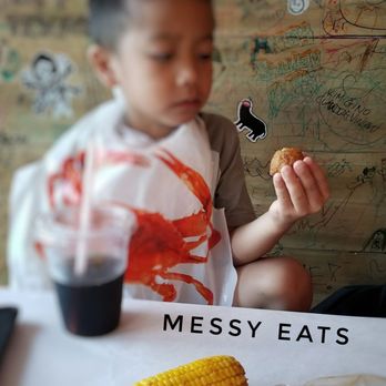 The Crab Pad - My 6yr old had a lot of fun. No plates, no silverware. One big mess. It was great! - Seafood Near Me - Chicago, Illinois The Crab Pad - My 6yr old had a lot of fun. No plates, no silverware. One big mess. It was great! - Seafood Near Me - Chicago, Illinois
