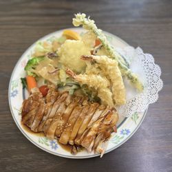 Otomisan Restaurant - Teriyaki Chicken and Tempura Combo