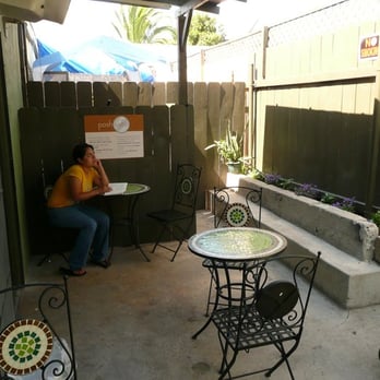 Posh Wash Laundry - Relaxing outdoor patio! - Laundromat Near Me - San Diego, California Posh Wash Laundry - Relaxing outdoor patio! - Laundromat Near Me - San Diego, California