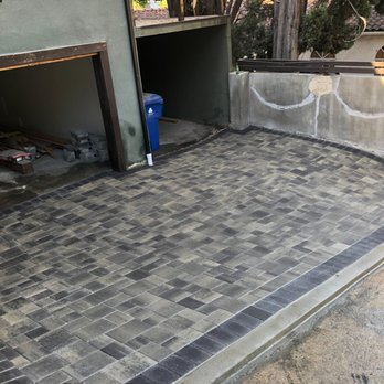 Right Image Builders - paver driveway (before right smooth stucco repair) - General Contractors Near Me - Van Nuys, California