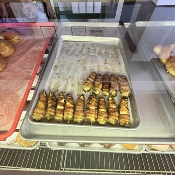 Alvernon Donut Shop - Coffee & Tea Near Me - Tucson, Arizona