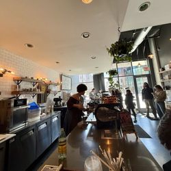 Groundswell Coffee Roasters - Inside