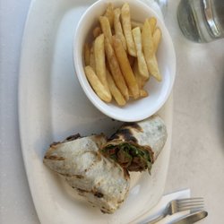 Xenos Restaurant, Bar & Cafe - Lamp wrap with chips