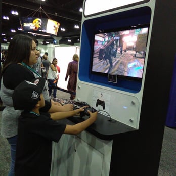 WonderCon 2016 - Resident evil gaming - Festivals Near Me - Los Angeles, California WonderCon 2016 - Resident evil gaming - Festivals Near Me - Los Angeles, California