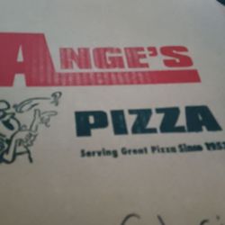 Ange's Pizza - The Box and anticipation....