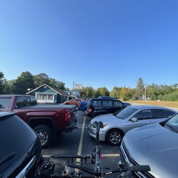 211 Bar & Grill - Full parking lot. - Bars Near Me - Onaway, Michigan
