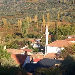 Tepebaşı Pervin Teyze Gözleme Bahçesi - The view from the balcony.