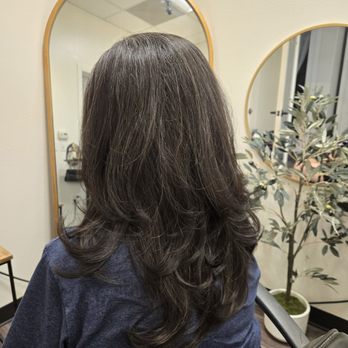 Round Brushed By Natalie - Smooth look with layered curls - Blow Dry/Out Services Near Me - Brea, California Round Brushed By Natalie - Smooth look with layered curls - Blow Dry/Out Services Near Me - Brea, California