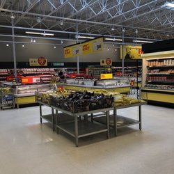 Chris' No Frills - More food