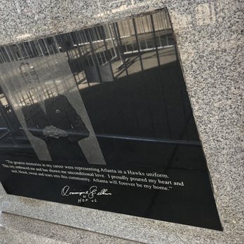 Dominique Wilkins Statue - Public Art Near Me - Atlanta, Georgia