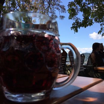 Schloßberg Biergarten - Beer Garden Near Me - Graz, 6