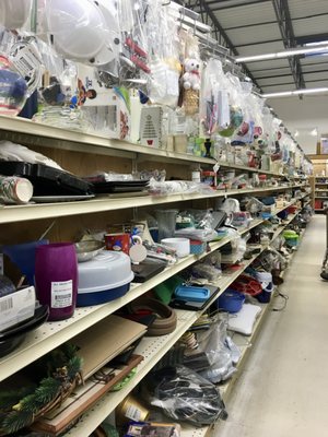 VALLEY THRIFT STORE - Updated March 2025 - 29 Photos & 43 Reviews