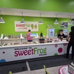 Sweet Frog - Counter and toppings mega selections