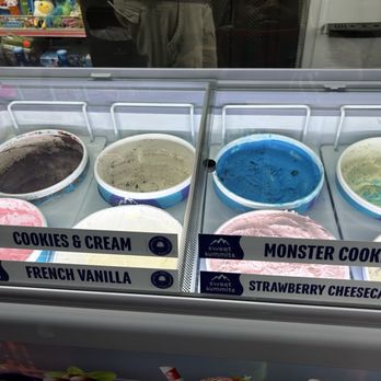 Off The Wall Arcade - Ice cream - Arcades Near Me - Queens, New York