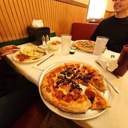 Tary Boscolo's Pizzeria & Italian Restaurant - Had lunch today food was awesome