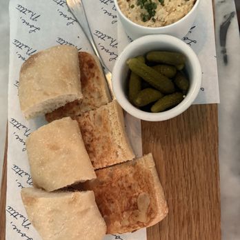 Mattie's - American Near Me - Austin, Texas