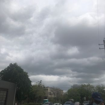 States Coffee - Oh no rain - Coffee & Tea Near Me - Martinez, California