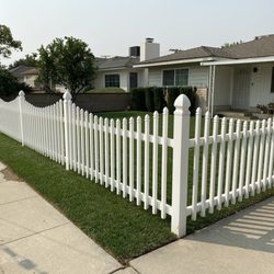 Apex Landscape Innovations - Note: this is an old fence that Apex did not install