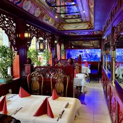 China Restaurant Tang - Restaurant von innen mit unserem Aquarium