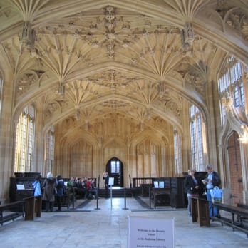 Brit Movie Tours - Tours Near Me - London, XGL