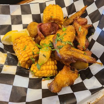 Klassics - Crab Boil Wings - Venues & Event Spaces Near Me - Minneapolis, Minnesota