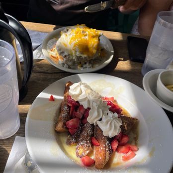Bobbie's Southern Kitchen - American Near Me - San Antonio, Texas