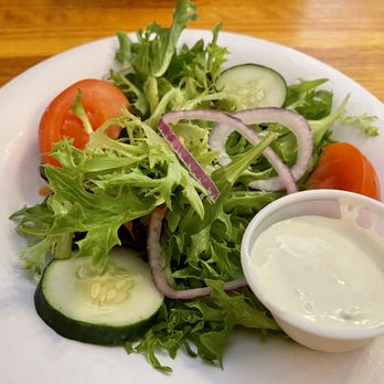 Mj's Raw Bar and Grille - Garden Salad - Seafood Near Me - New Bern, North Carolina
