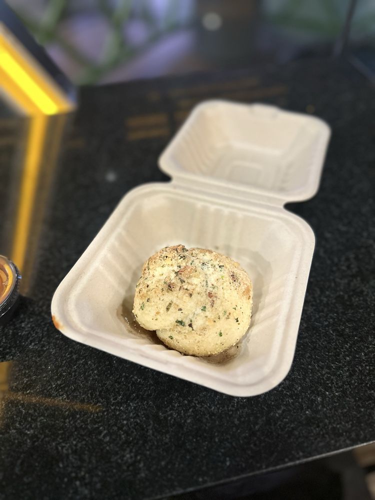 Pin-Up Pizza - Photo 3