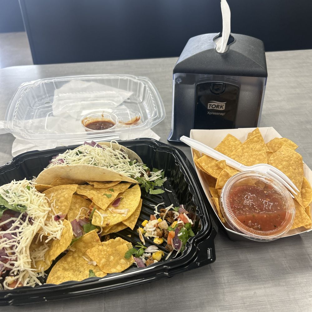 Bubbakoo's Burritos - Chicken tacos and chips - Mexican Near Me - Crestwood, Illinois Bubbakoo's Burritos - Chicken tacos and chips - Mexican Near Me - Crestwood, Illinois