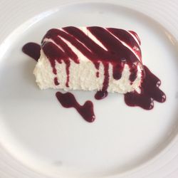 La Manduca - Tarta Musse de Requeson y frutos rojos del bosque
