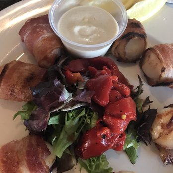 Inlet Cafe - Seafood Near Me - Highlands, New Jersey