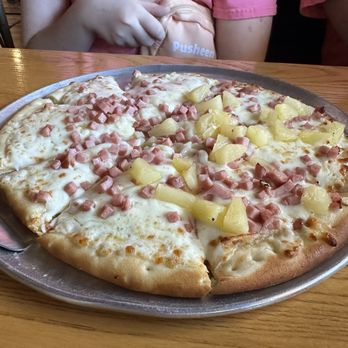 Sloppy Hog - Hawaiian pizza. - Burgers Near Me - Sevierville, Tennessee