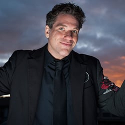Zach Waldman, Magician - Zach Waldman